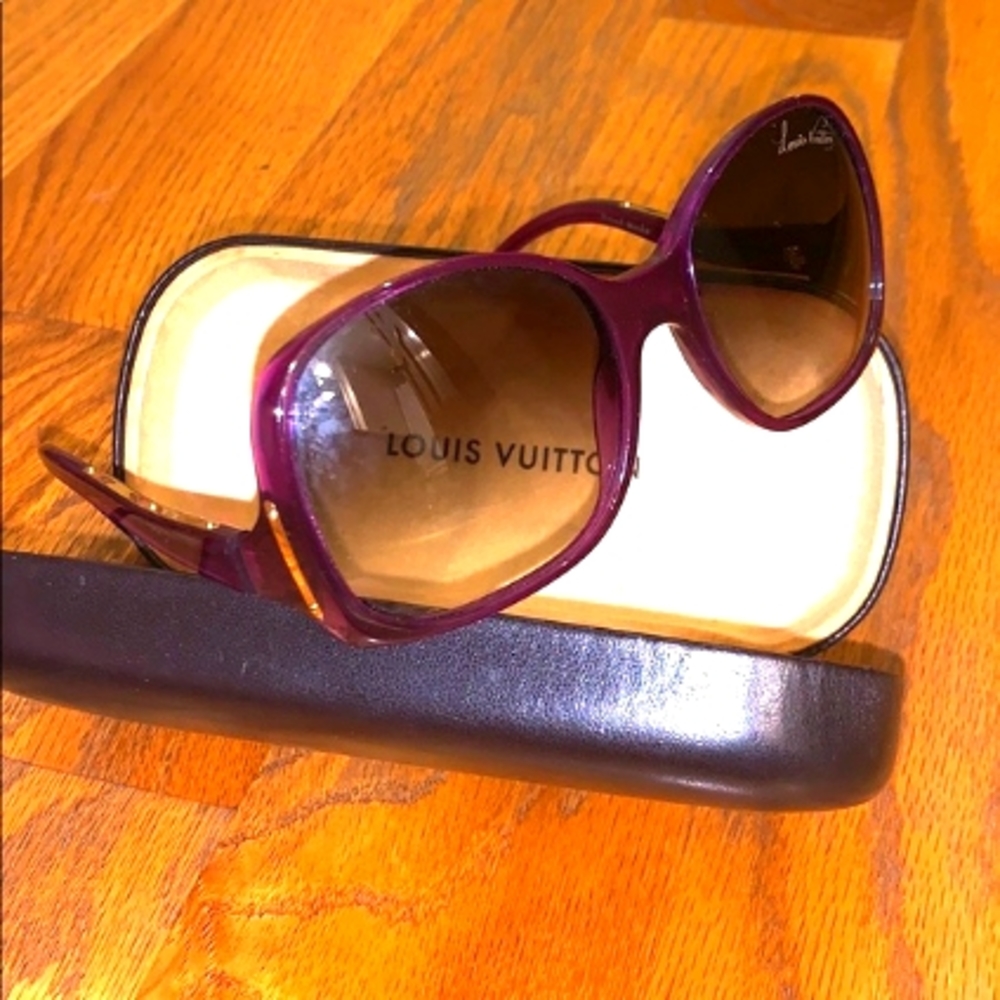 Louis Vuitton Authentic Discontinued Louis Vuitton Purple Glitter Sunglasses